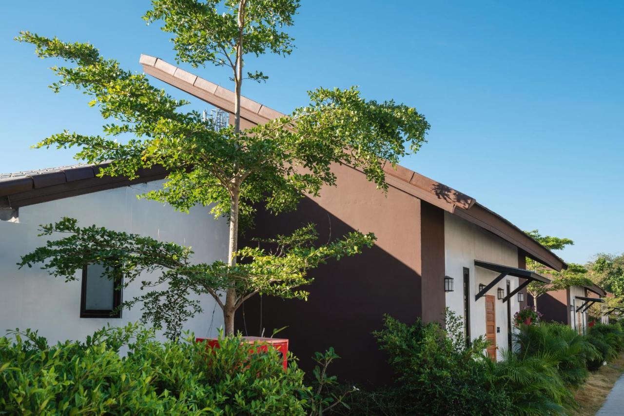 Thames Tara Private Pool Villa Rawai Phuket - Sha Extra Plus Dış mekan fotoğraf